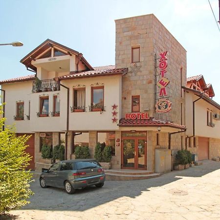Family Hotel Silvestar Veliko Tarnovo Luaran gambar