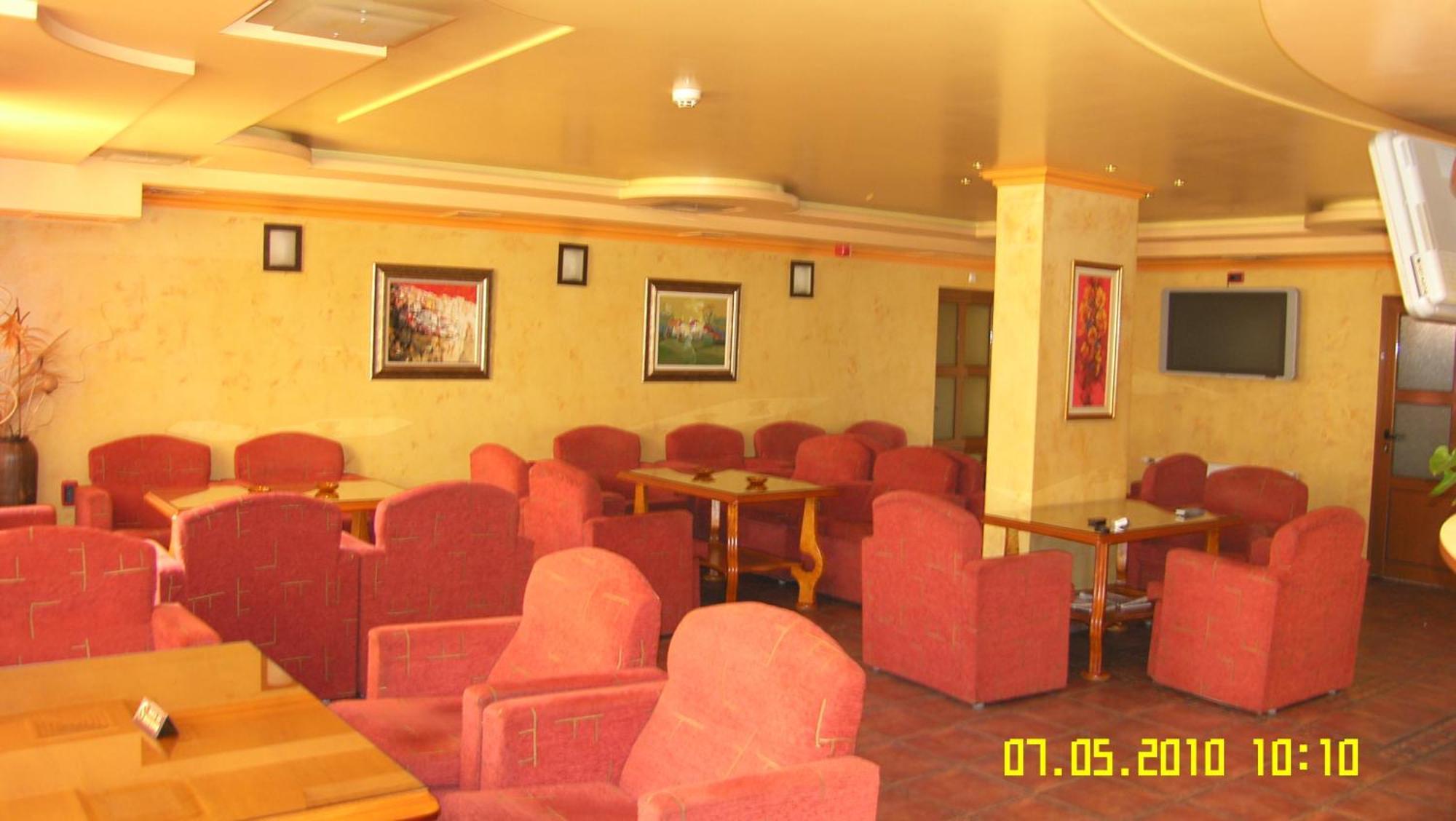 Family Hotel Silvestar Veliko Tarnovo Luaran gambar