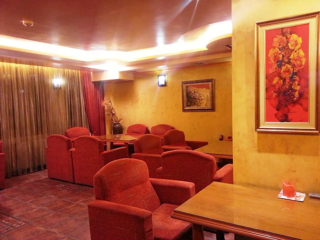 Family Hotel Silvestar Veliko Tarnovo Luaran gambar