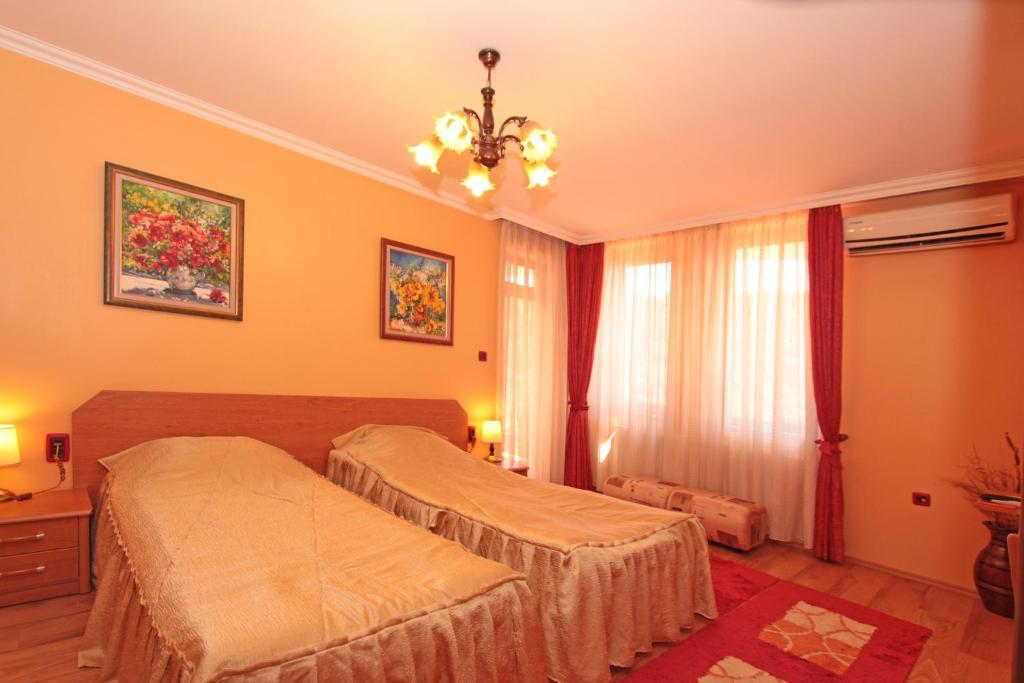 Family Hotel Silvestar Veliko Tarnovo Luaran gambar